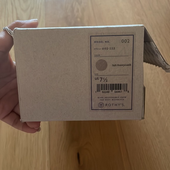 ⛔️SOLD⛔️ Rothy’s The Point Flat - Picture 6 of 6